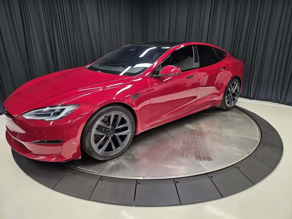 2021 Tesla Model S Plaid - Image 10 of 12