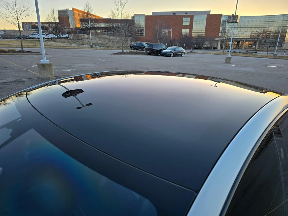 2021 Tesla Model S Plaid - Image 22 of 31