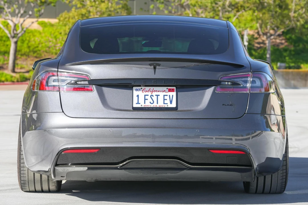 2021 Tesla Model S Plaid - Image 5 of 31