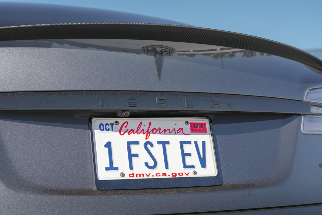 2021 Tesla Model S Plaid - Image 17 of 31