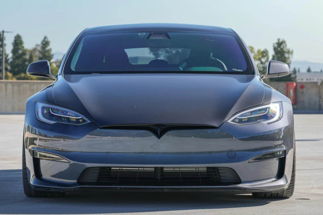 2021 Tesla Model S Plaid - Image 2 of 31
