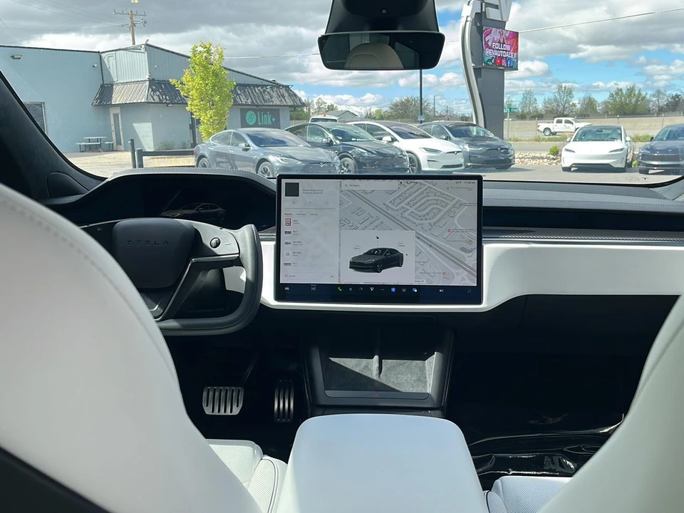 2021 Tesla Model S Plaid - Image 21 of 27