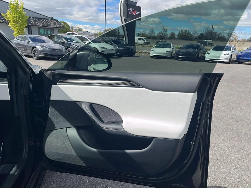 2021 Tesla Model S Plaid - Image 22 of 27