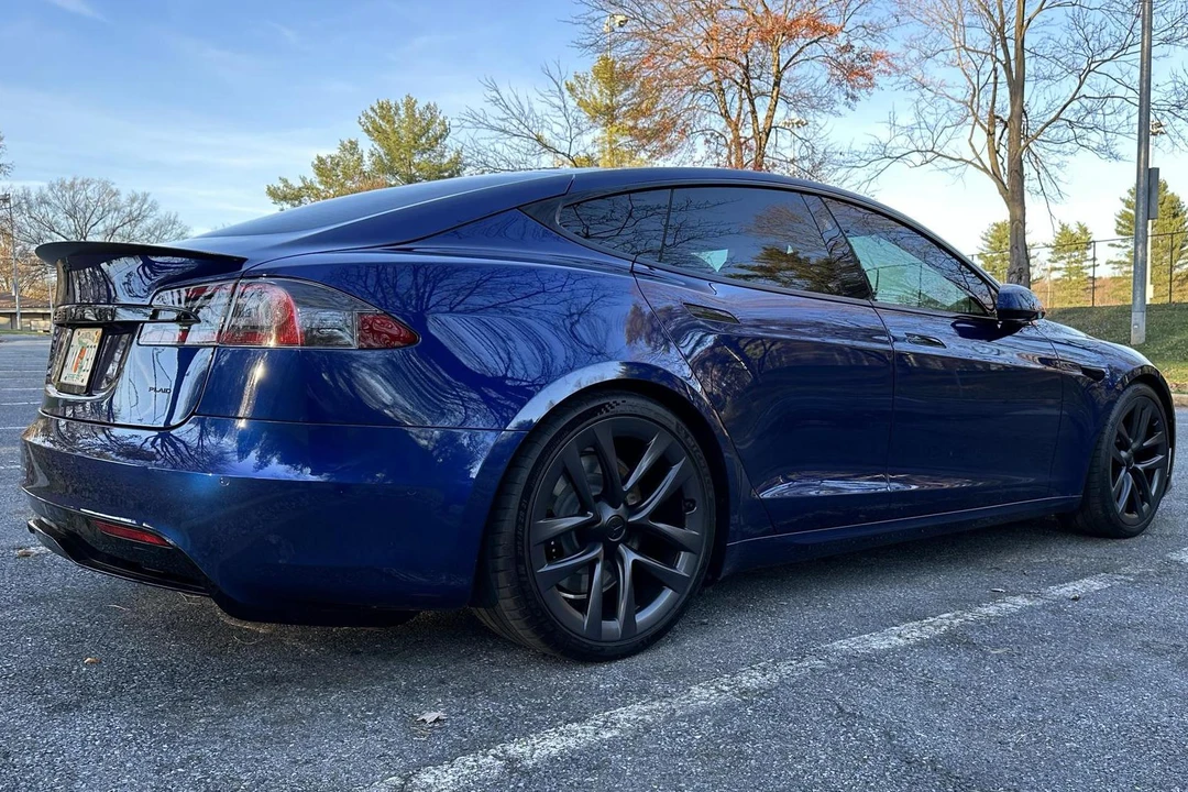 2021 Tesla Model S Plaid - Image 11 of 14