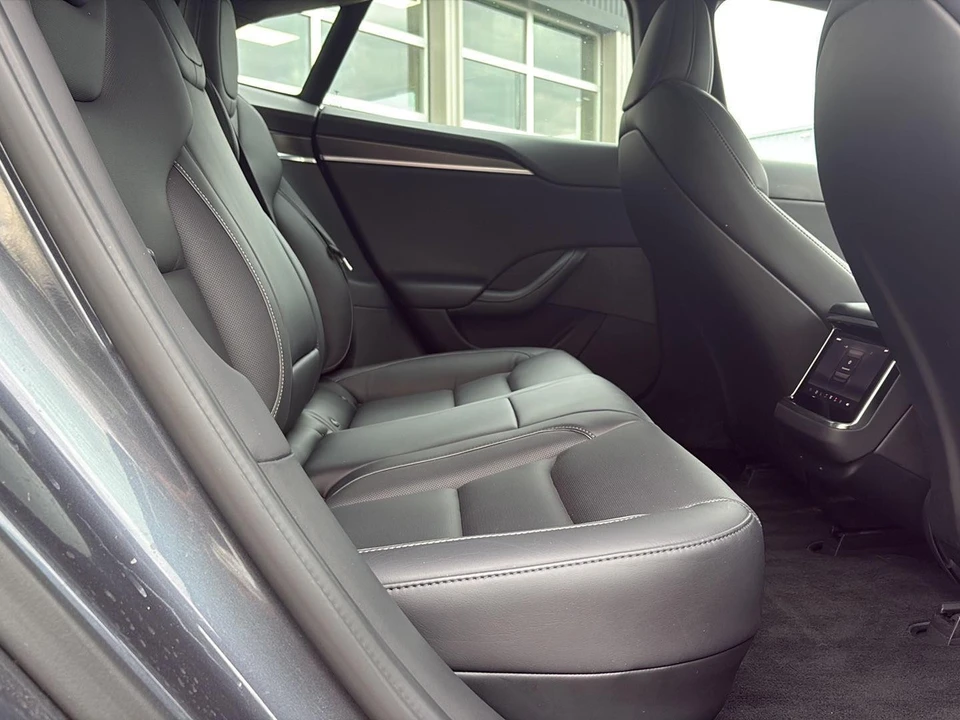 2021 Tesla Model S Plaid - Image 20 of 21