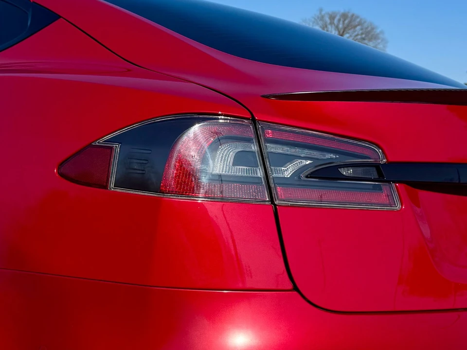 2021 Tesla Model S Plaid - Image 20 of 21