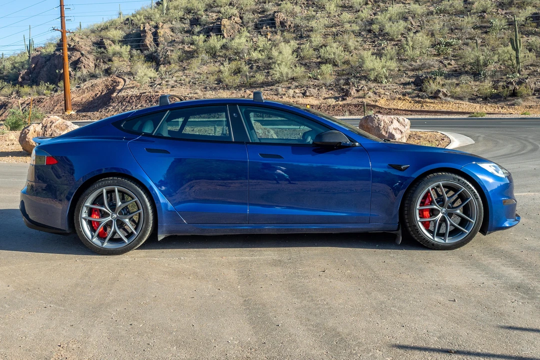 2021 Tesla Model S Plaid - Image 3 of 31