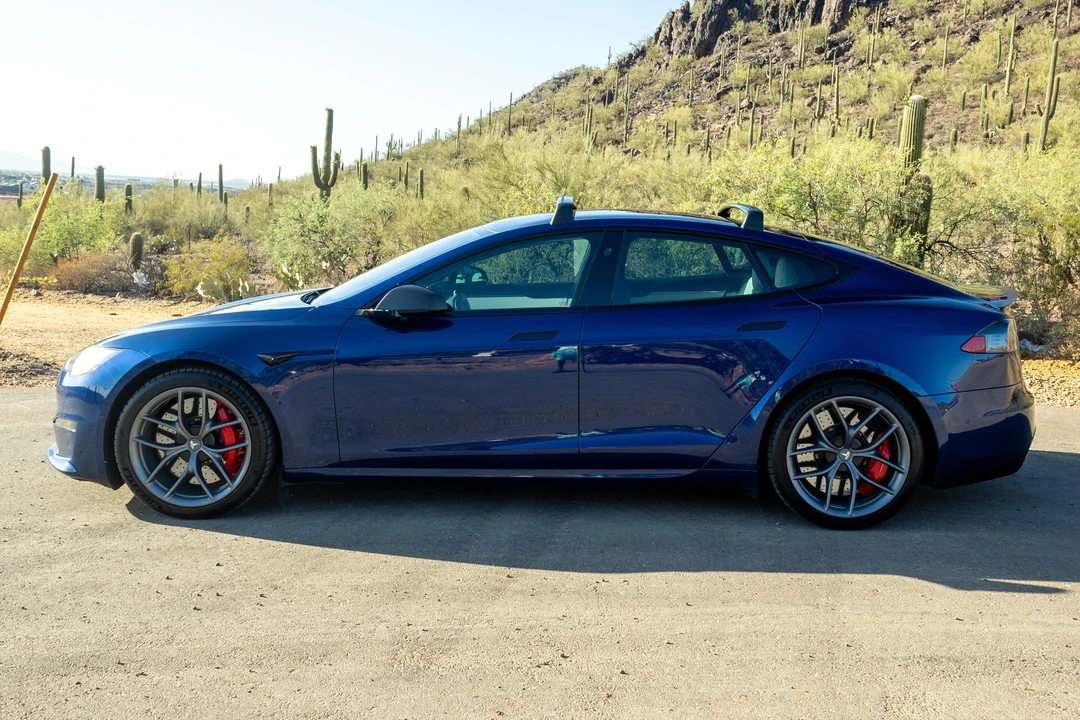 2021 Tesla Model S Plaid - Image 7 of 31