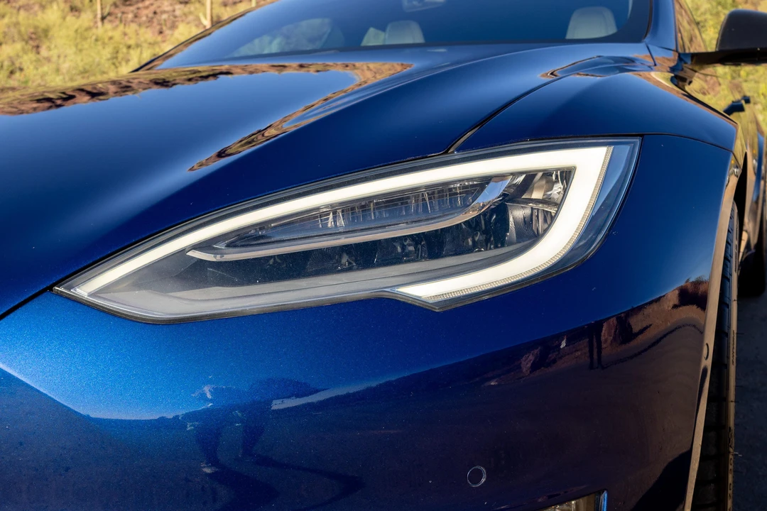 2021 Tesla Model S Plaid - Image 23 of 31