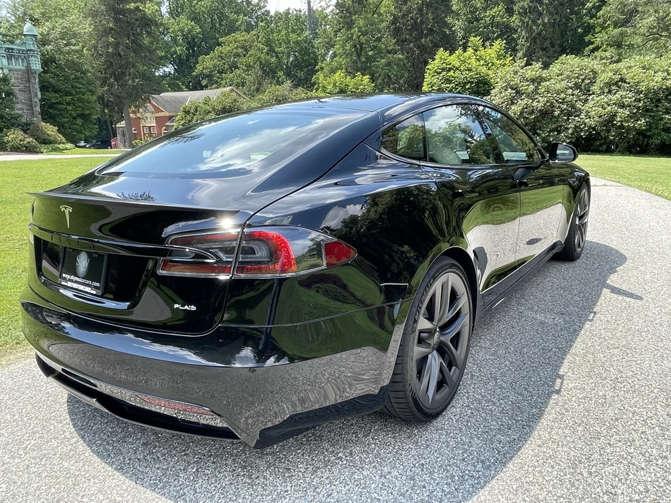 2021 Tesla Model S Plaid - Image 17 of 21