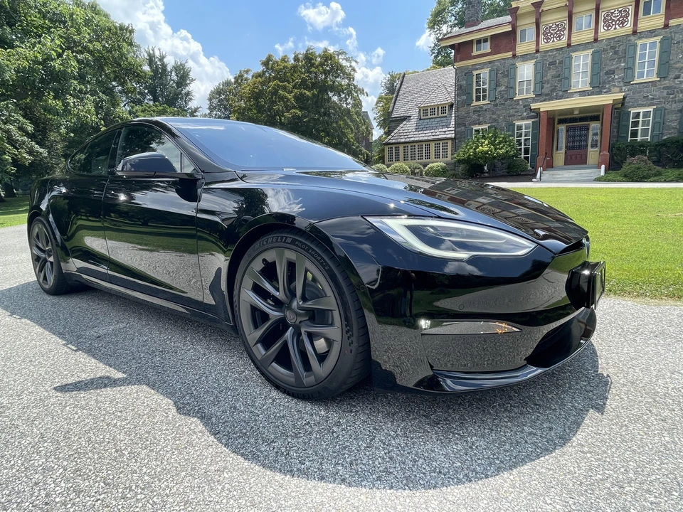 2021 Tesla Model S Plaid - Image 20 of 21
