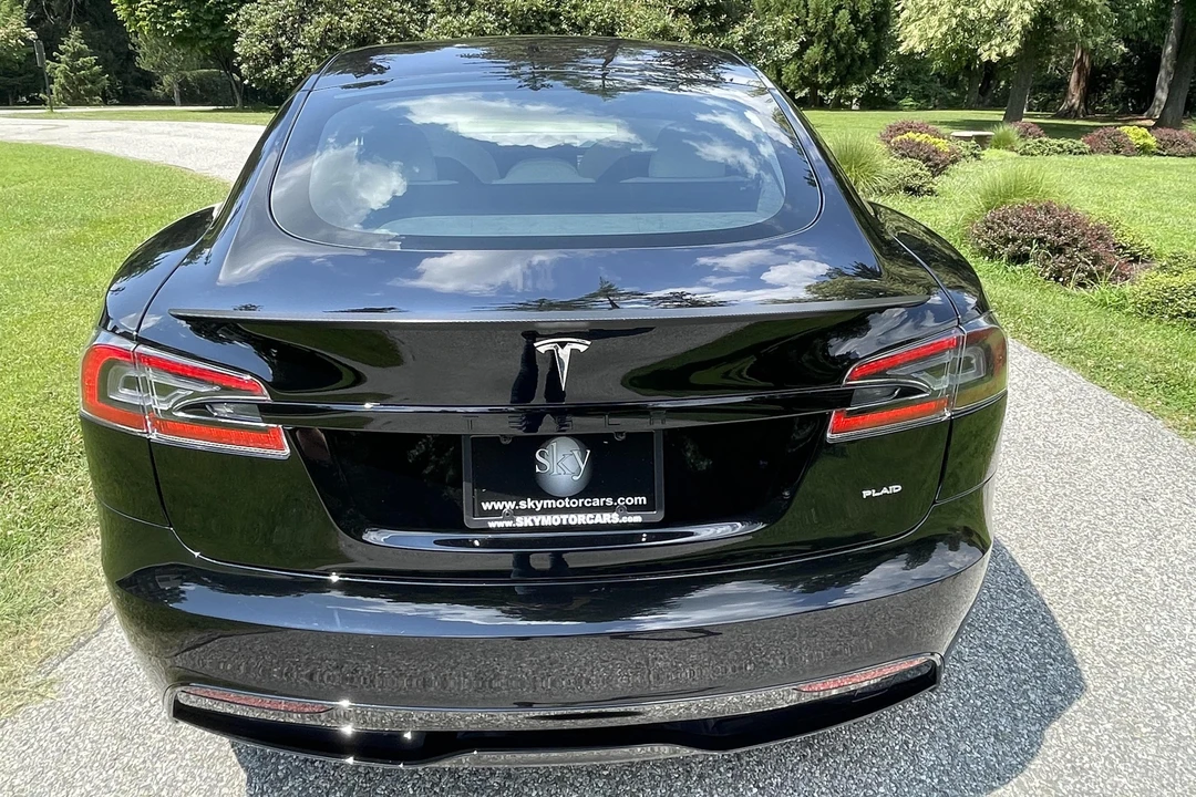 2021 Tesla Model S Plaid - Image 5 of 21