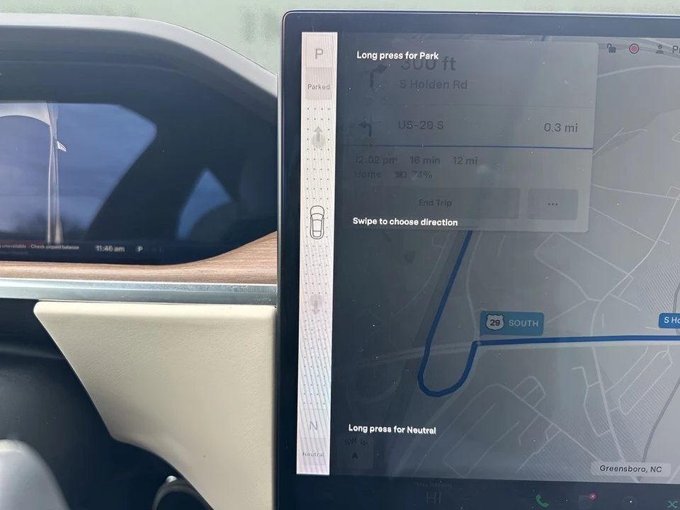 2021 Tesla Model S Plaid - Image 18 of 21