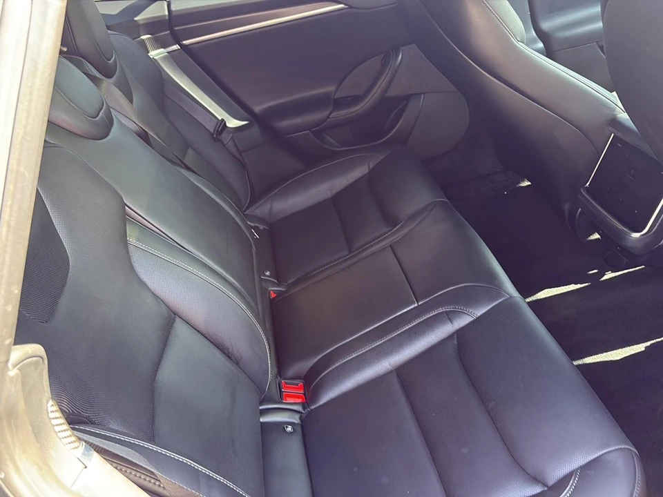 2021 Tesla Model S Plaid - Image 19 of 27