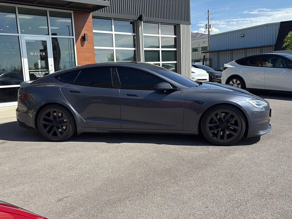 2021 Tesla Model S Plaid - Image 9 of 27