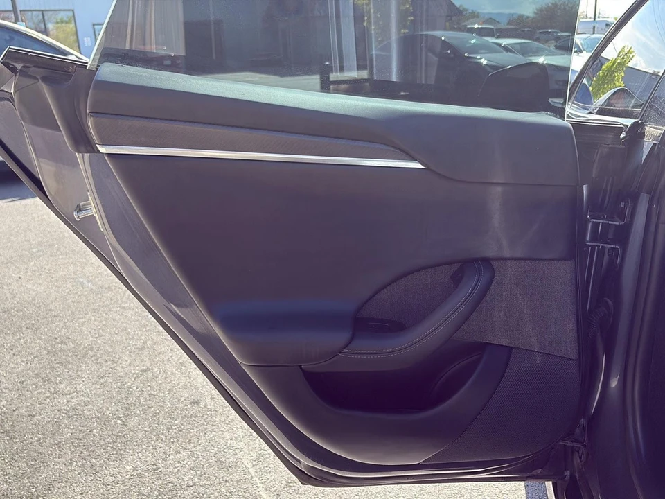 2021 Tesla Model S Plaid - Image 14 of 21