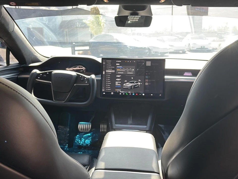 2021 Tesla Model S Plaid - Image 21 of 27