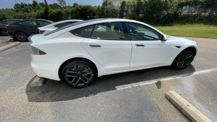 2021 Tesla Model S Plaid - Image 4 of 4