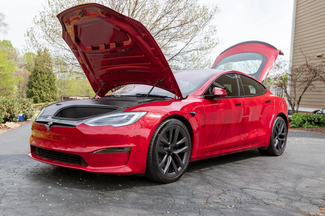 2021 Tesla Model S Plaid - Image 9 of 31