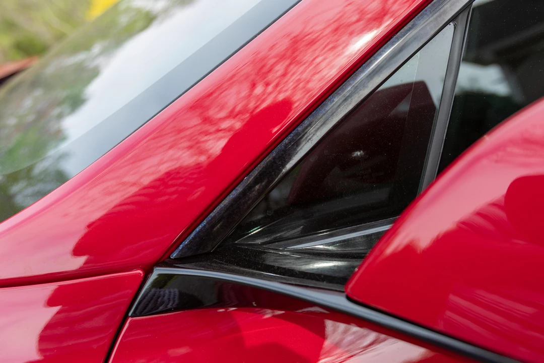 2021 Tesla Model S Plaid - Image 13 of 31