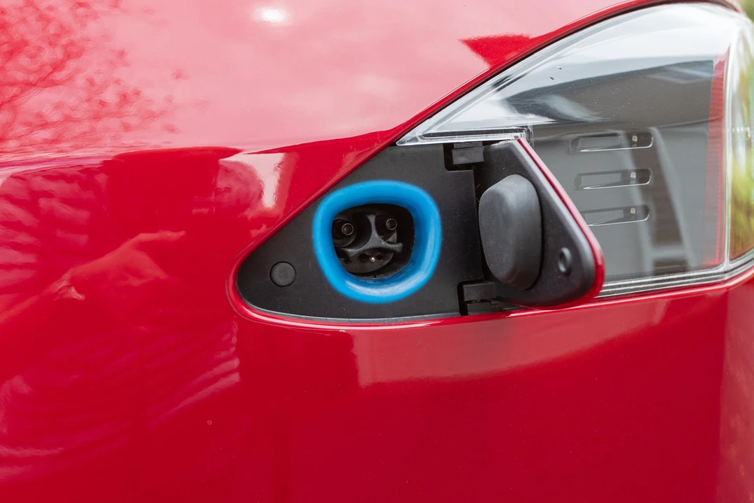 2021 Tesla Model S Plaid - Image 17 of 31