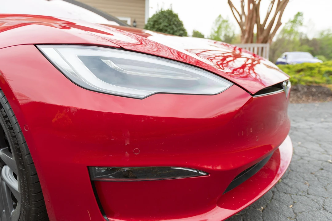 2021 Tesla Model S Plaid - Image 26 of 31