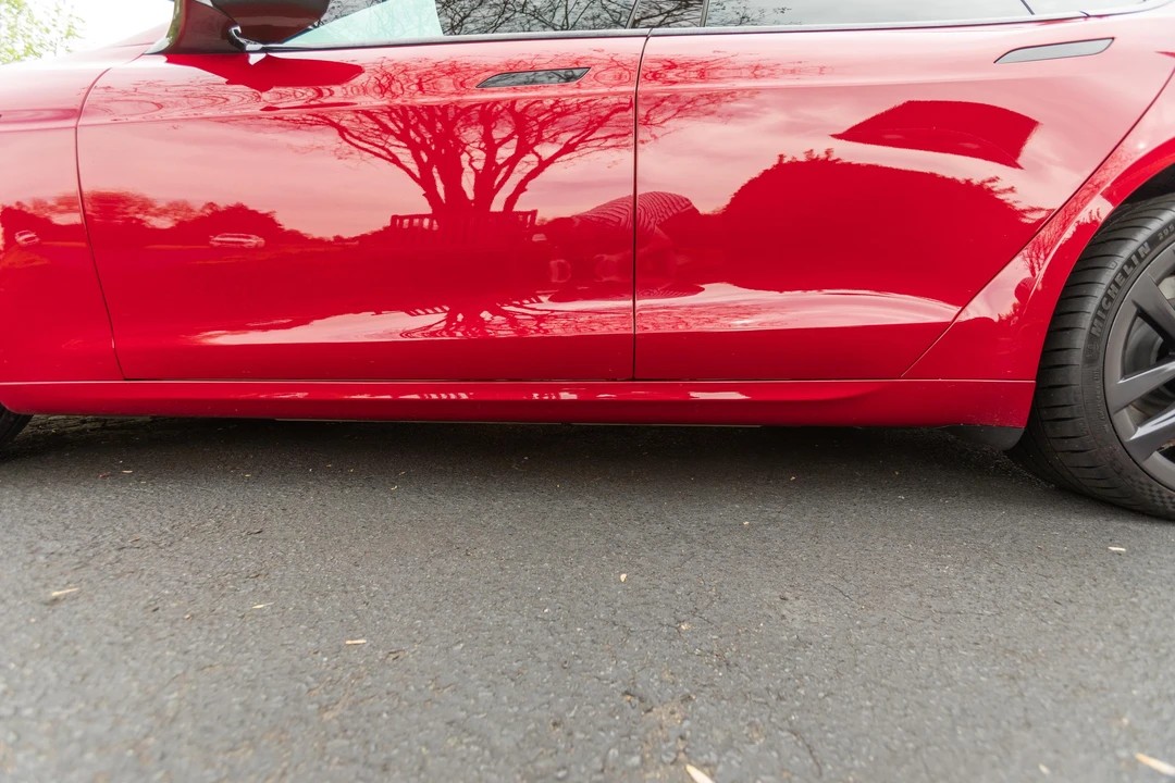 2021 Tesla Model S Plaid - Image 16 of 31