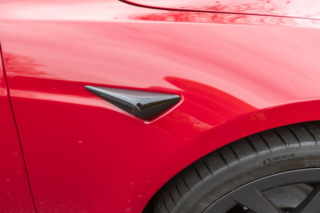 2021 Tesla Model S Plaid - Image 25 of 31