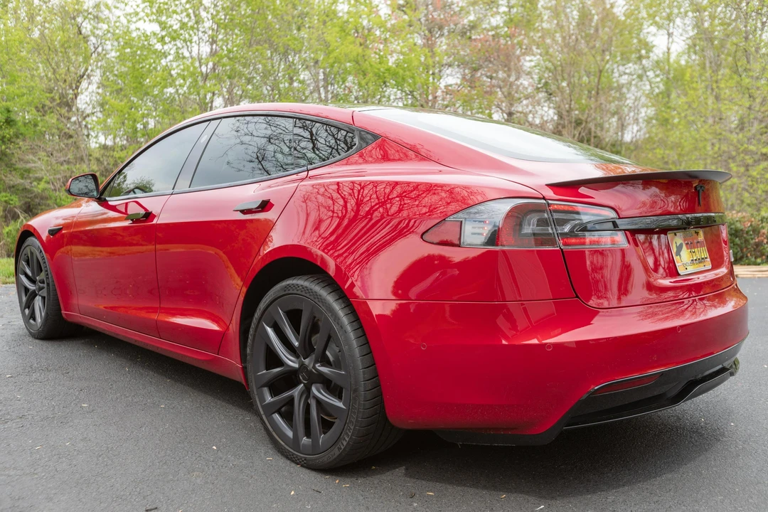 2021 Tesla Model S Plaid - Image 4 of 31