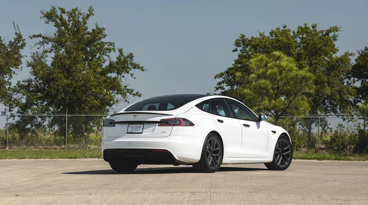 2021 Porsche 911 - Image 12 of 31