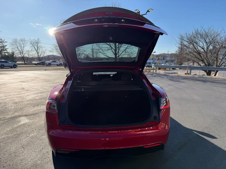 2021 Tesla Model S Plaid - Image 5 of 17