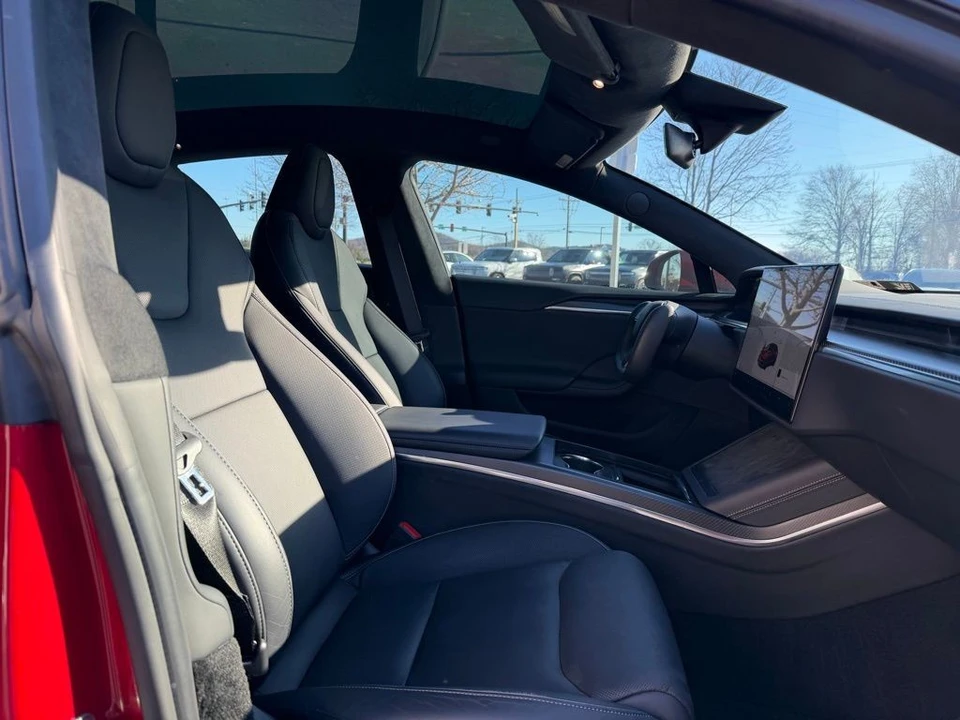 2021 Tesla Model S Plaid - Image 13 of 17