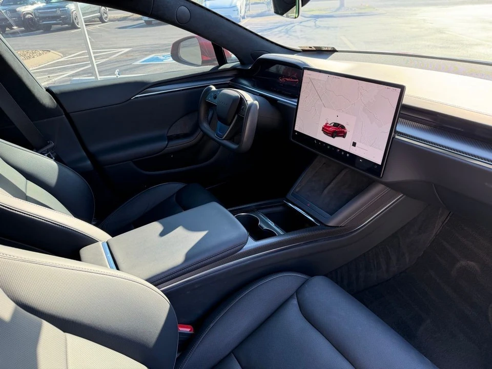 2021 Tesla Model S Plaid - Image 14 of 17