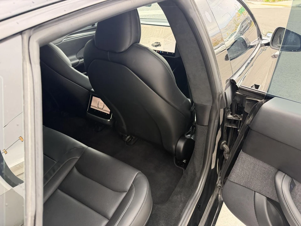 2021 Tesla Model S Plaid - Image 21 of 21