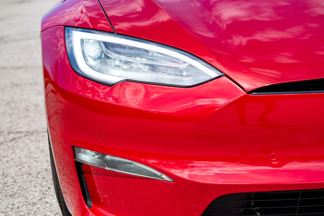 2021 Tesla Model S Plaid - Image 12 of 31