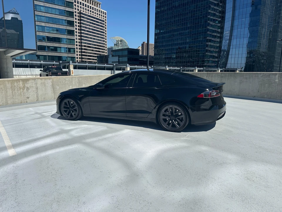 2021 Tesla Model S Plaid - Image 18 of 31