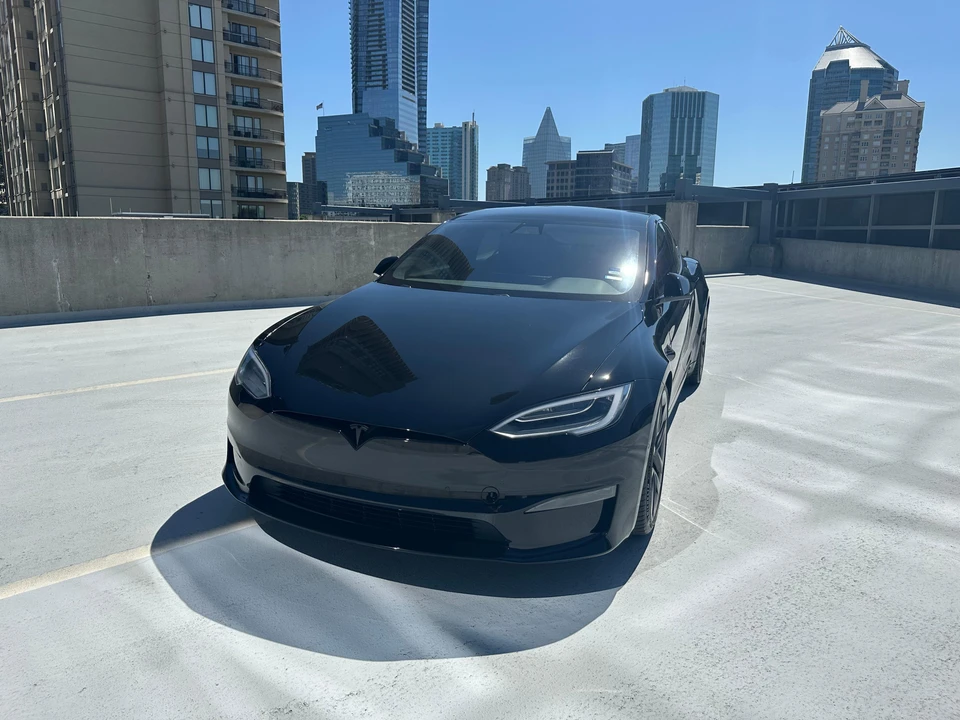 2021 Tesla Model S Plaid - Image 9 of 31