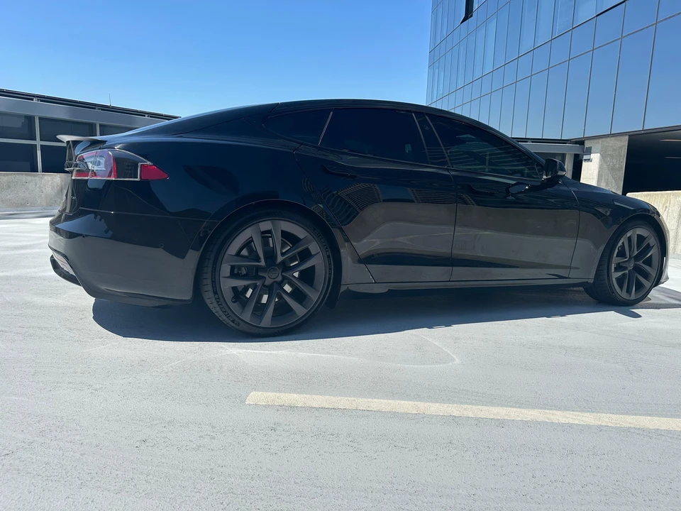 2021 Tesla Model S Plaid - Image 28 of 31