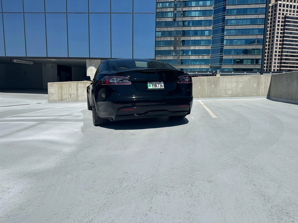 2021 Tesla Model S Plaid - Image 23 of 31