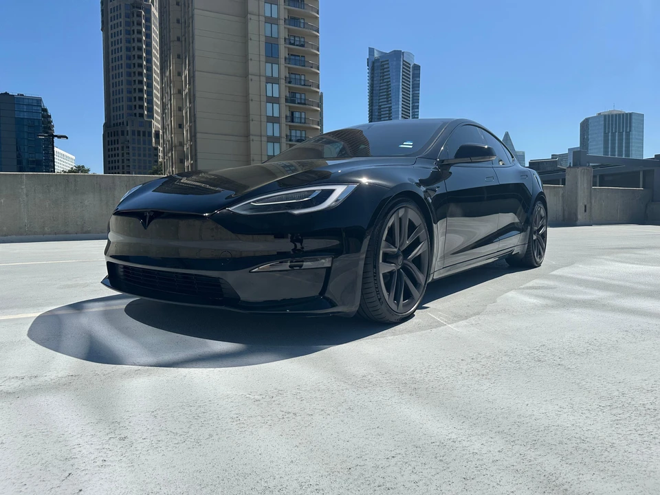 2021 Tesla Model S Plaid - Image 10 of 31