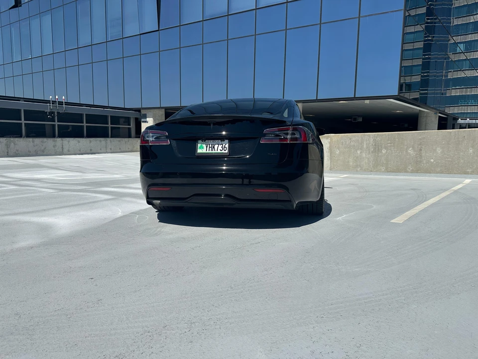 2021 Tesla Model S Plaid - Image 24 of 31