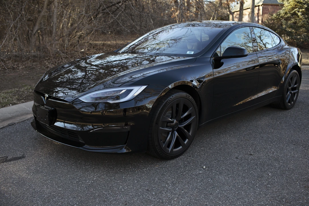 2021 Tesla Model S Plaid - Image 8 of 31