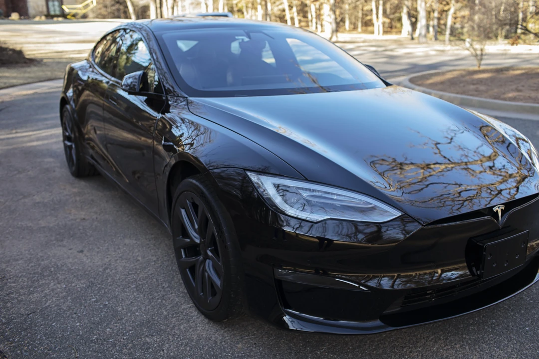 2021 Tesla Model S Plaid - Image 15 of 31