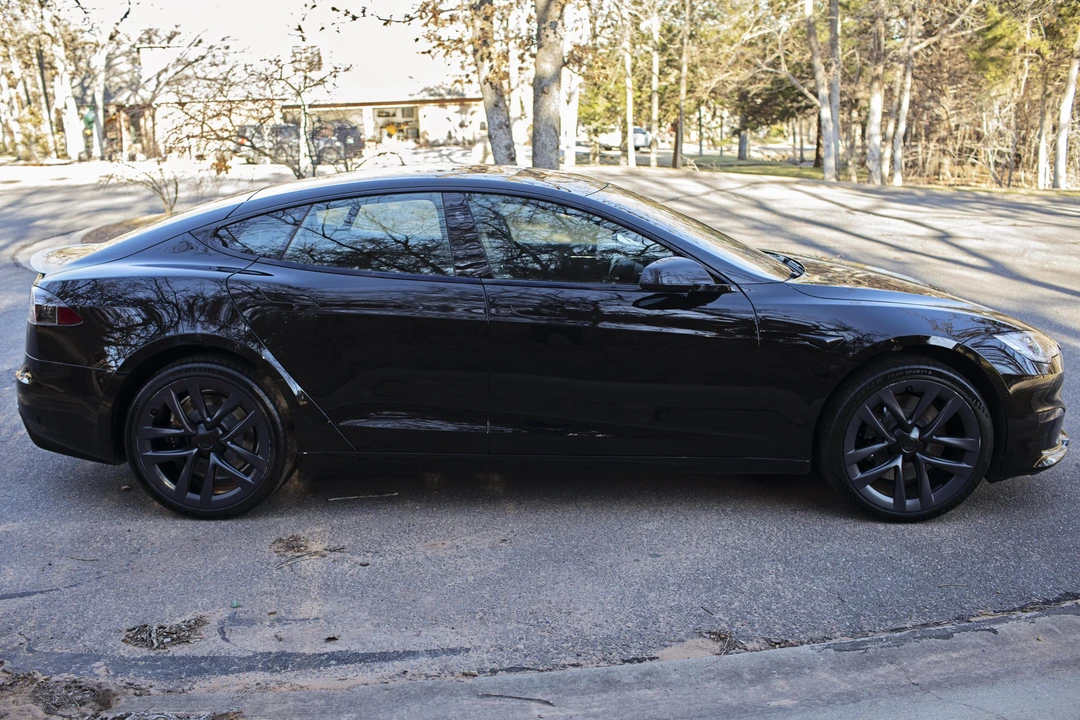 2021 Tesla Model S Plaid - Image 3 of 31