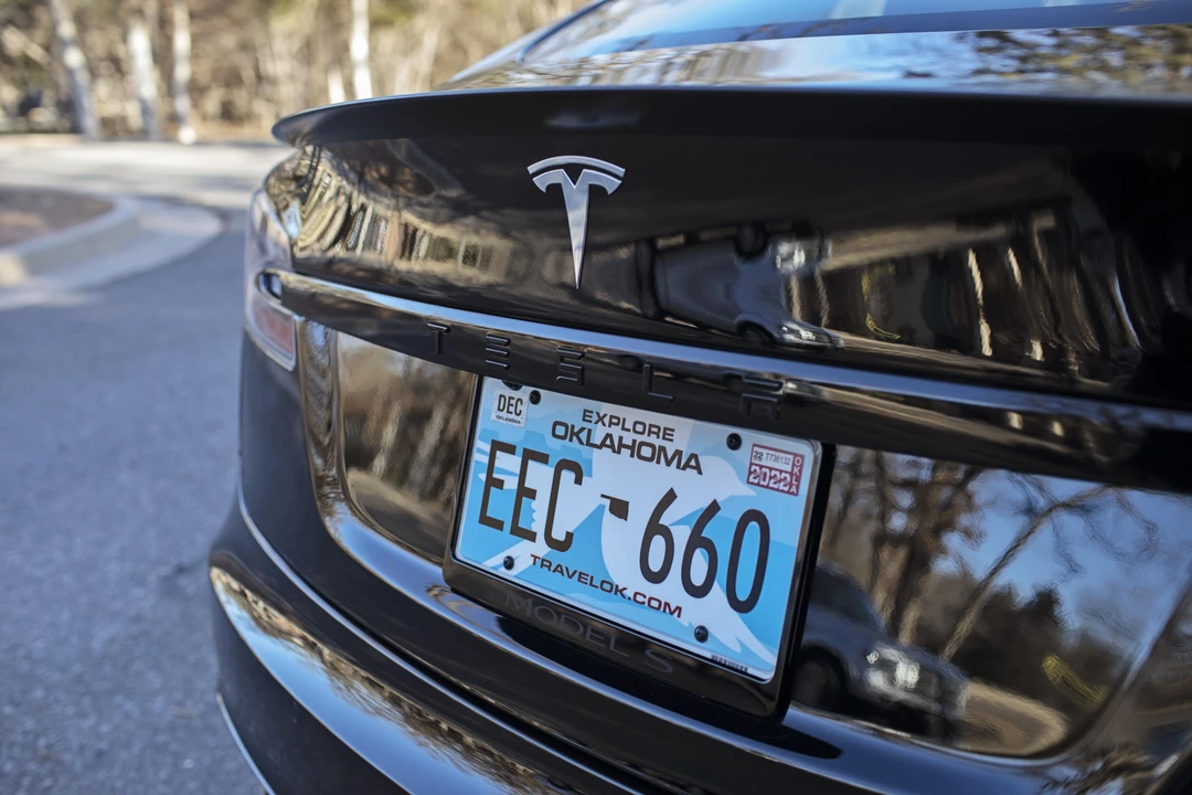 2021 Tesla Model S Plaid - Image 19 of 31