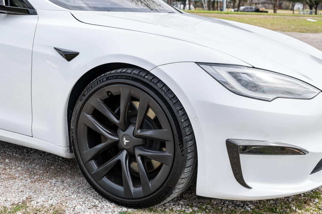 2021 Tesla Model S Plaid - Image 11 of 31