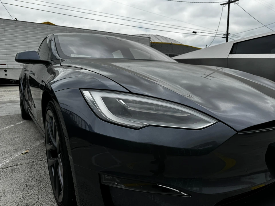 2021 Tesla Model S Plaid - Image 21 of 31