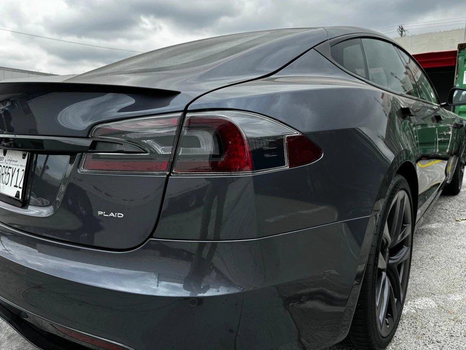 2021 Tesla Model S Plaid - Image 27 of 31