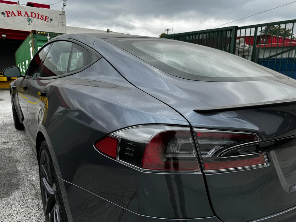 2021 Tesla Model S Plaid - Image 24 of 31