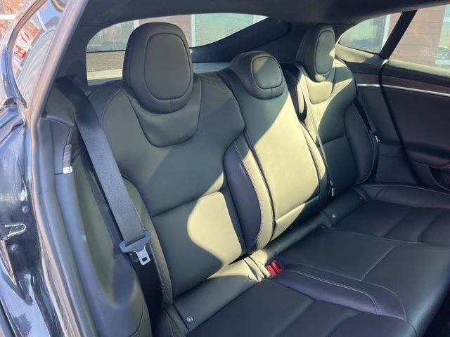 2021 Tesla Model S Plaid - Image 19 of 21